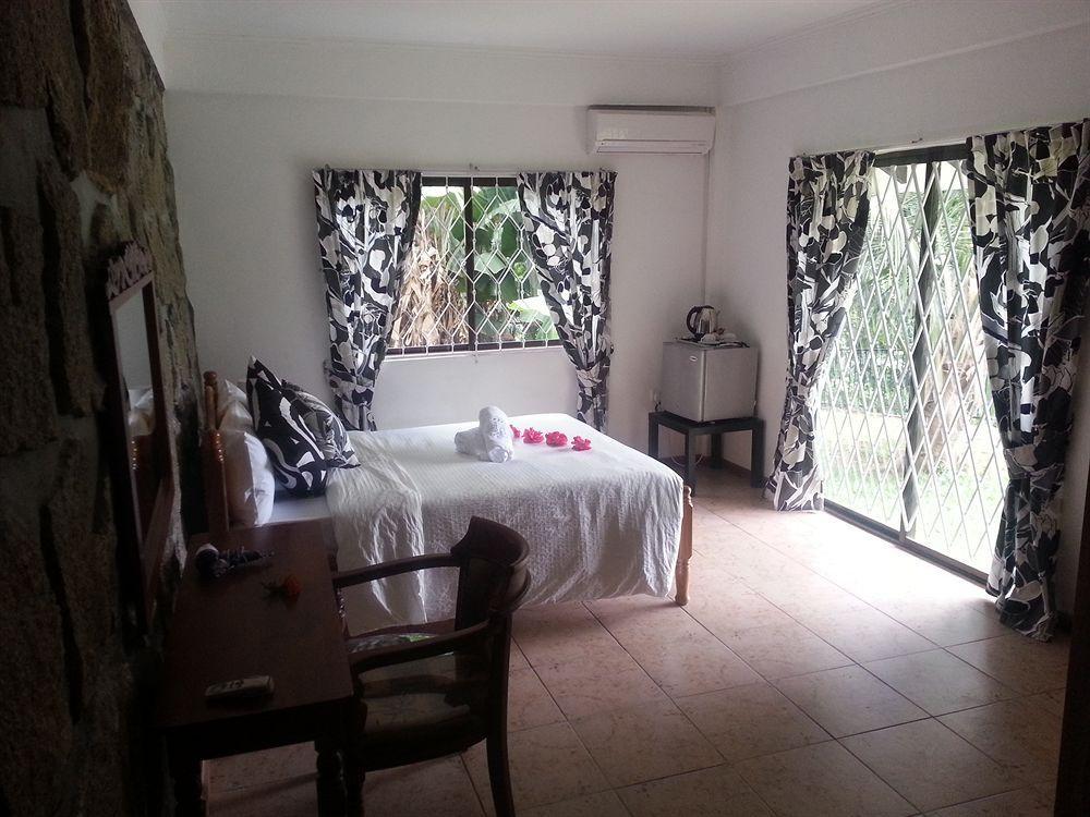 Lime Hill Lodge Anse aux Pins Exteriör bild