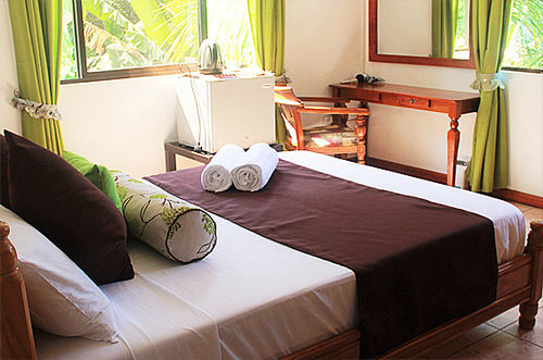 Lime Hill Lodge Anse aux Pins Exteriör bild